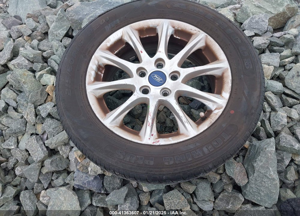 2015 FORD FUSION S VIN: 3FA6P0G72FR189208