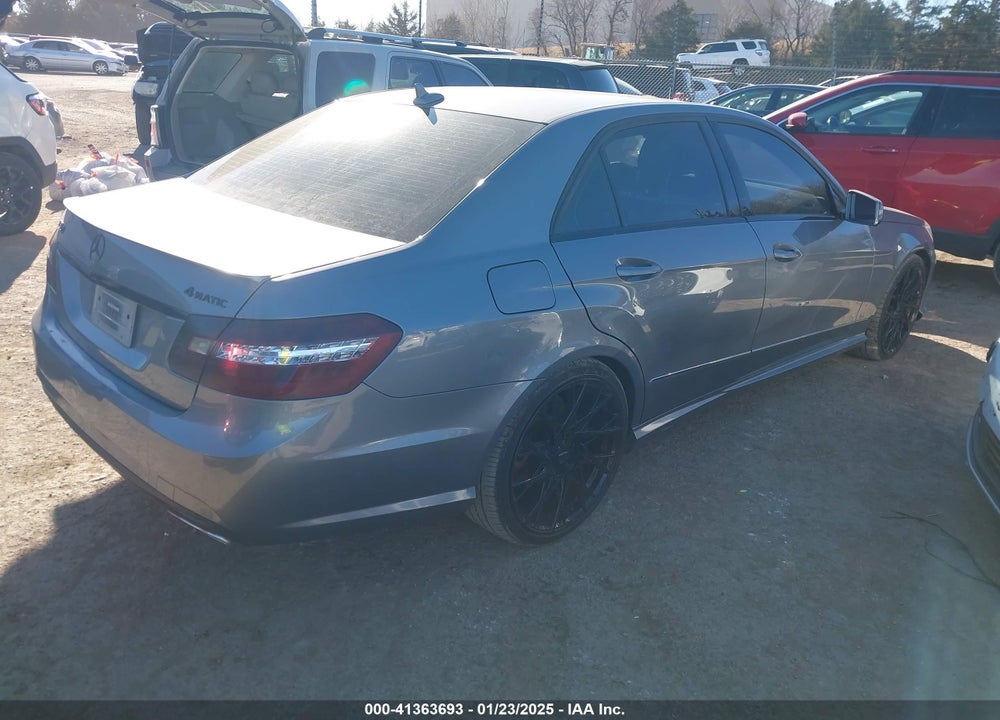 2011 MERCEDES-BENZ E 350 4MATIC VIN: WDDHF8HB4BA484876