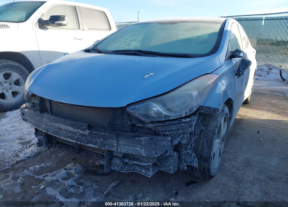 2013 HYUNDAI ELANTRA VIN: KMHDH4AE3DU717093