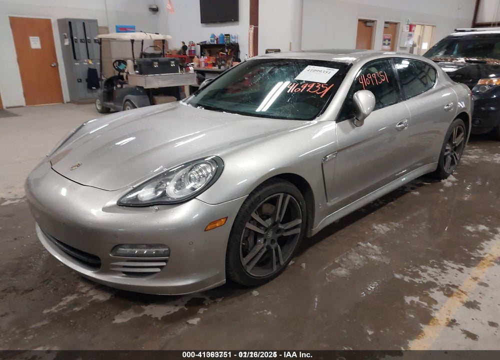 2011 PORSCHE PANAMERA 4 VIN: WP0AA2A72BL020499