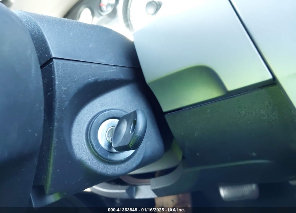 2010 FORD FOCUS SEL VIN: 1FAHP3HN9AW208527