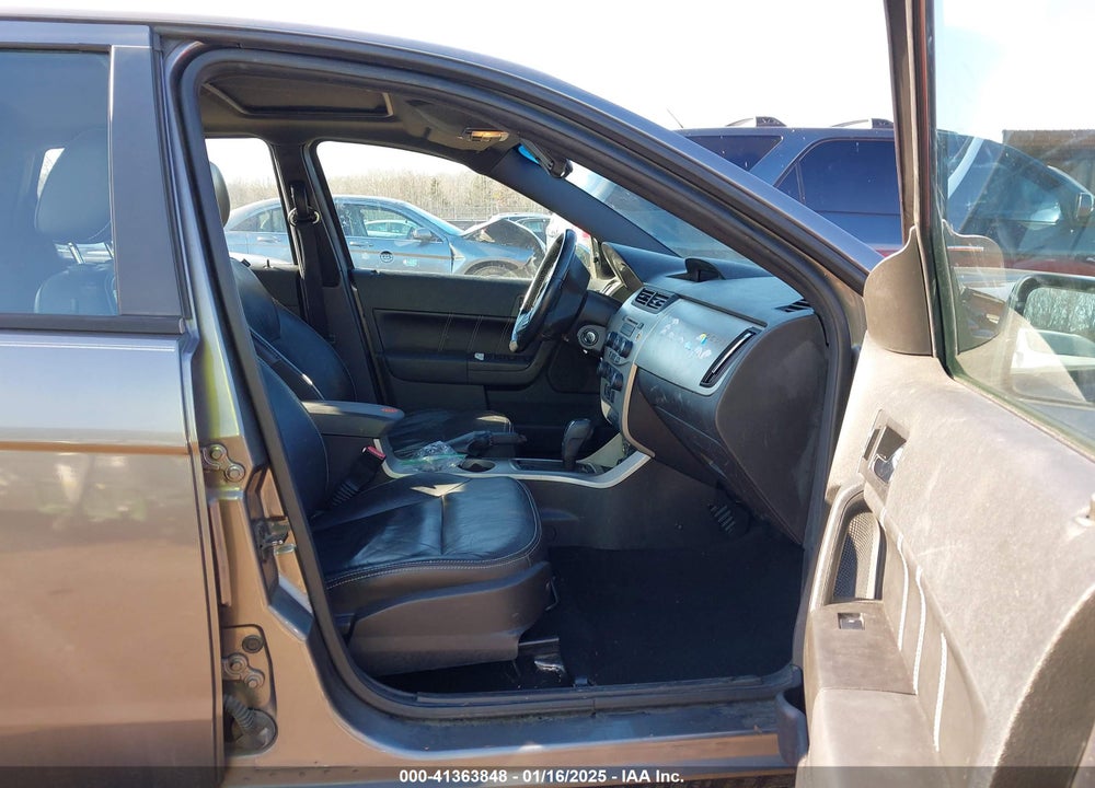 2010 FORD FOCUS SEL VIN: 1FAHP3HN9AW208527