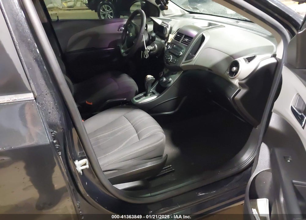 2015 CHEVROLET SONIC LT AUTO VIN: 1G1JC5SH4F4175423