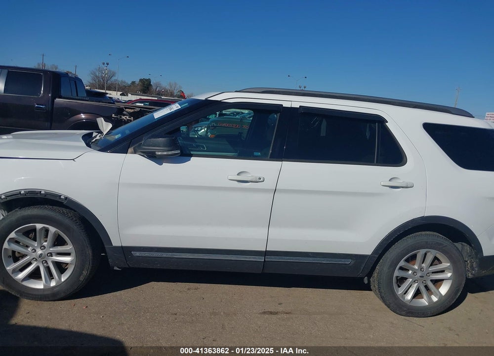 2017 FORD EXPLORER XLT VIN: 1FM5K7D82HGD87139