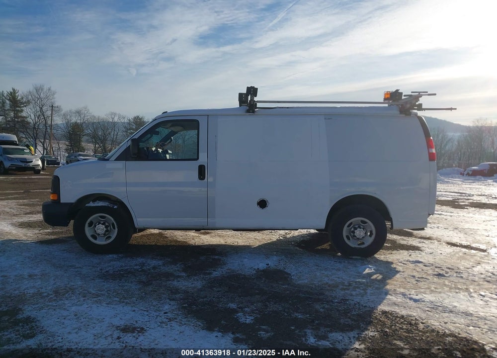 2016 CHEVROLET EXPRESS 2500 WORK VAN VIN: 1GCWGAFF2G1316172