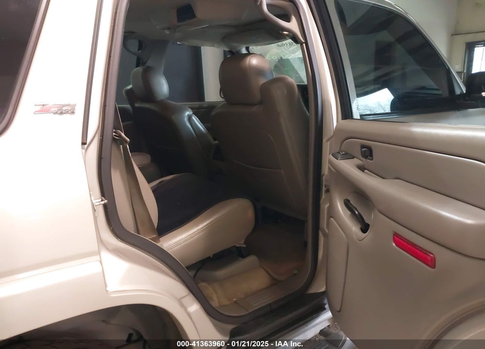 2005 CHEVROLET TAHOE Z71 VIN: 1GNEK13TX5R263358