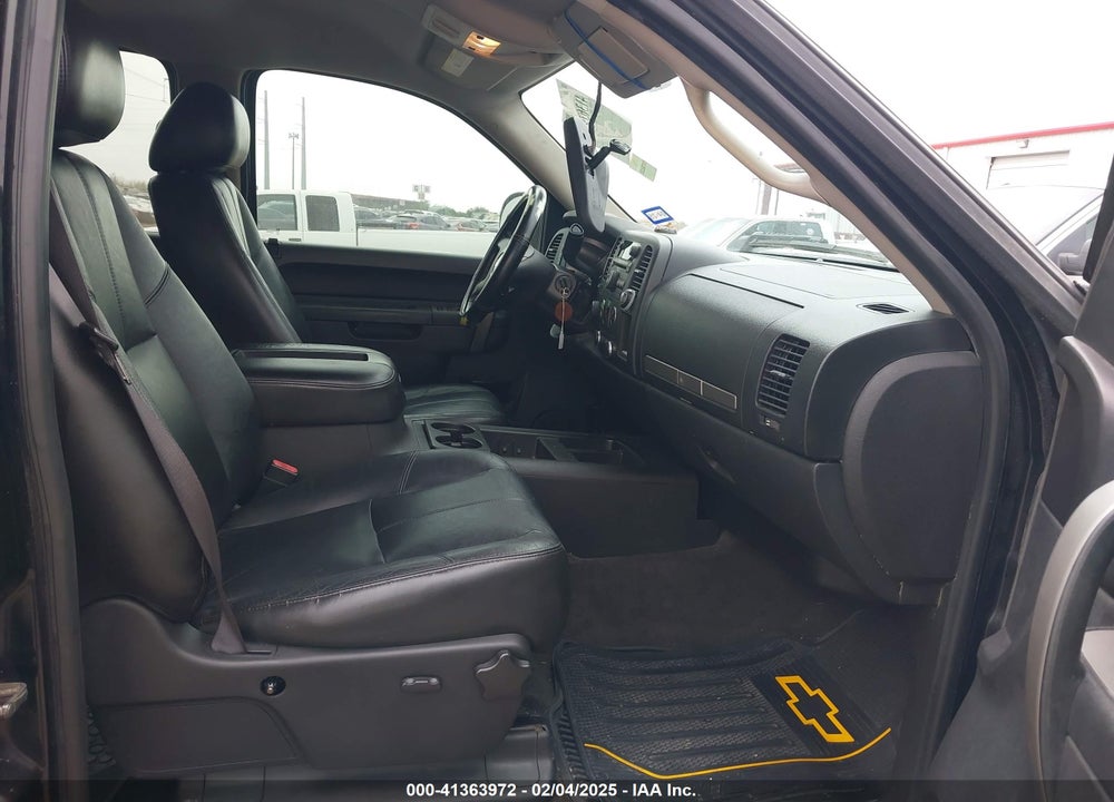 2011 CHEVROLET SILVERADO 1500 VIN: 3GCPKSE3XBG361841