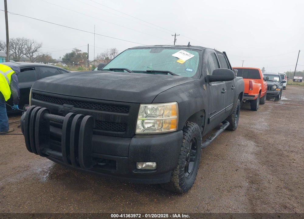 2011 CHEVROLET SILVERADO 1500 VIN: 3GCPKSE3XBG361841