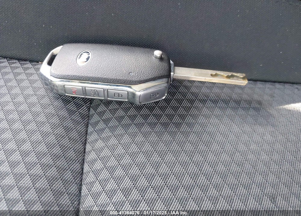 2020 KIA SOUL VIN: KNDJ23AUXL7086480