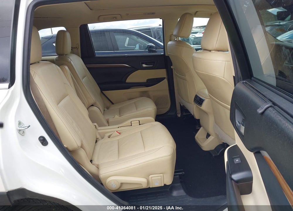 2018 TOYOTA HIGHLANDER LIMITED/PLATINUM VIN: 5TDDZRFH3JS914704