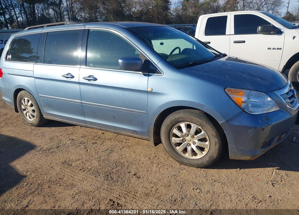 2008 HONDA ODYSSEY EX-L VIN: 5FNRL38738B061051