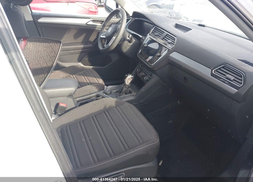 2024 VOLKSWAGEN TIGUAN 2.0T S VIN: 3VVFB7AX1RM103822