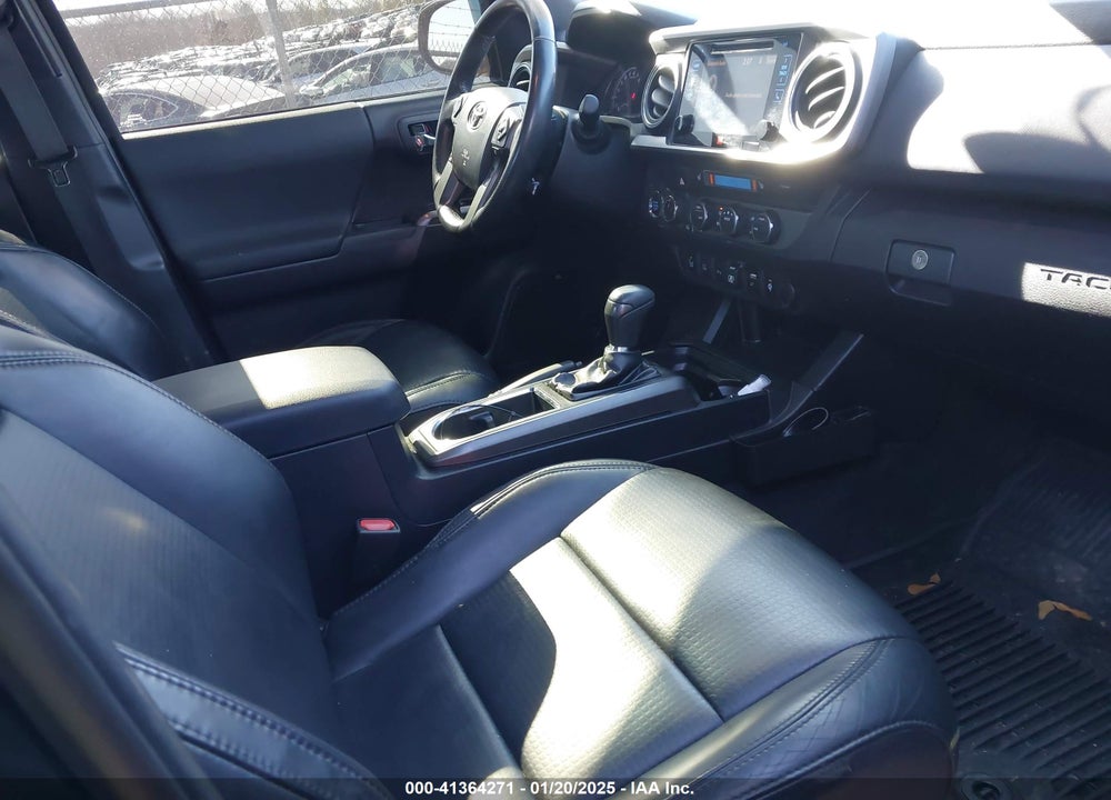 2019 TOYOTA TACOMA VIN: 3TMCZ5AN0KM212455