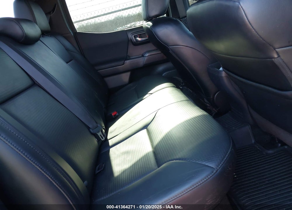 2019 TOYOTA TACOMA VIN: 3TMCZ5AN0KM212455