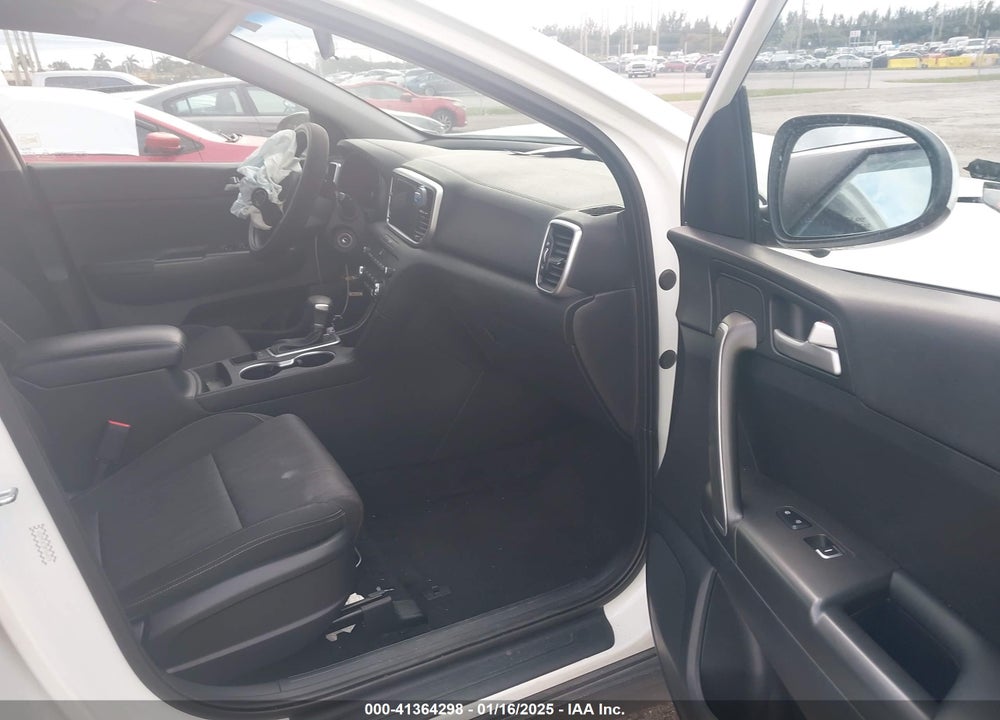 2021 KIA SPORTAGE LX VIN: KNDPM3AC5M7864570