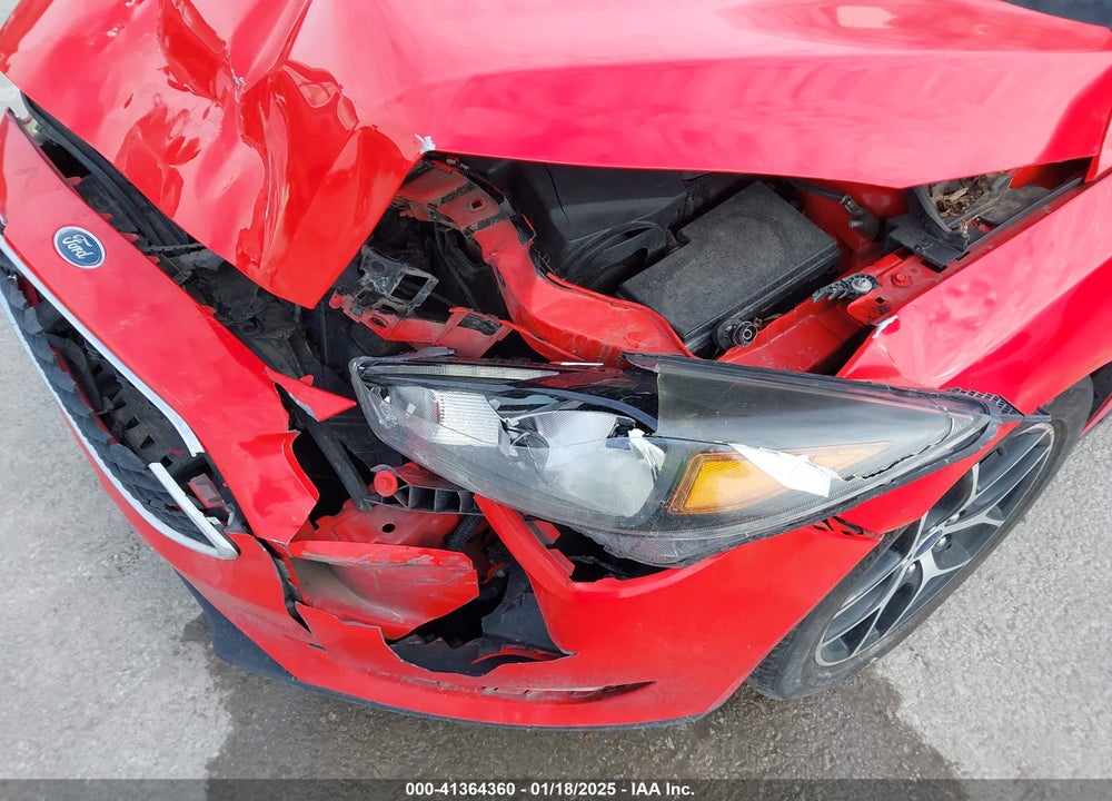 2017 FORD FOCUS SEL VIN: 1FADP3H22HL223368