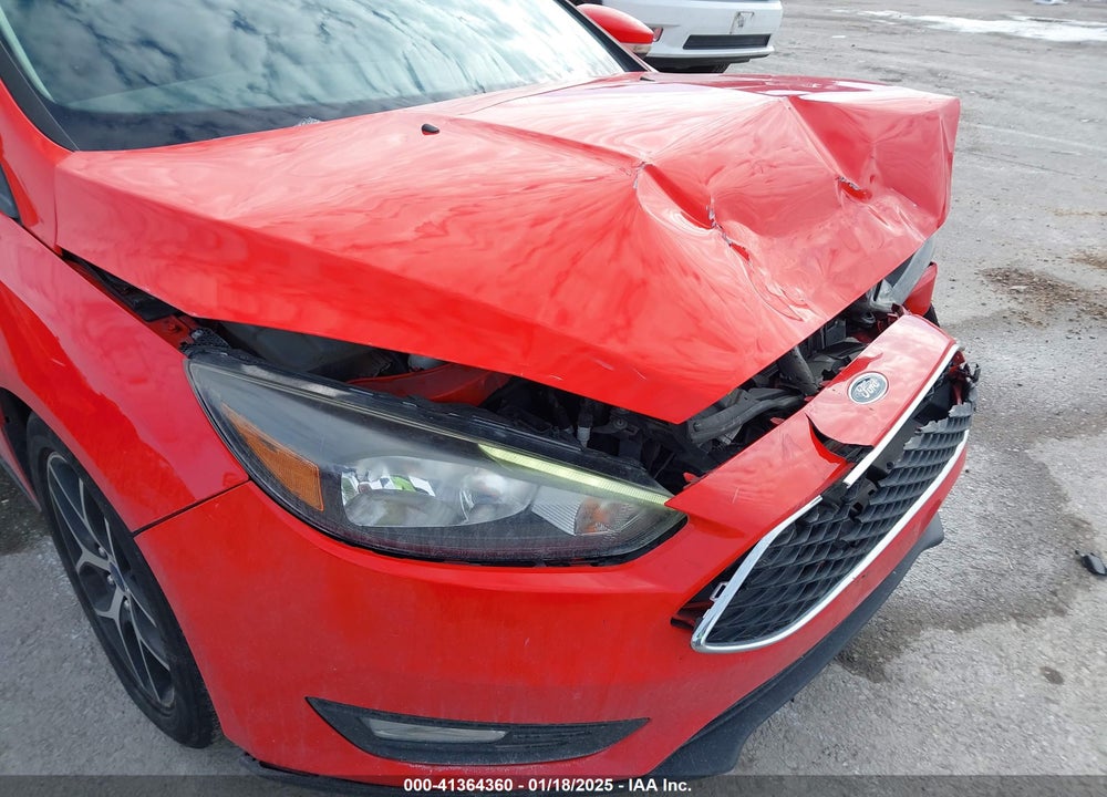 2017 FORD FOCUS SEL VIN: 1FADP3H22HL223368