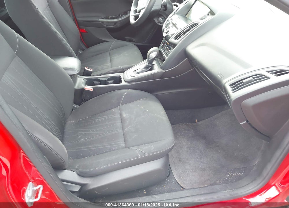 2017 FORD FOCUS SEL VIN: 1FADP3H22HL223368