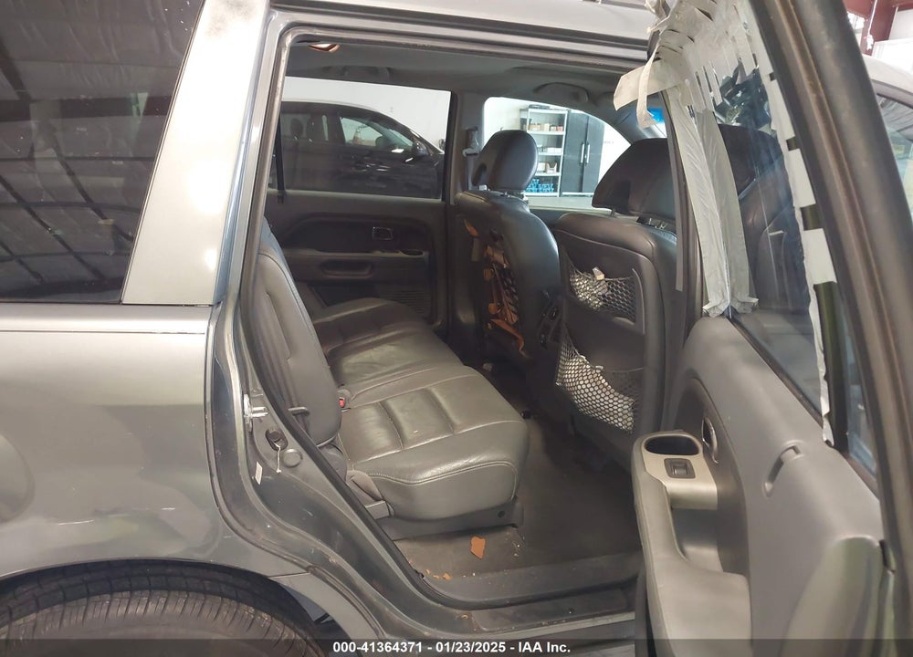 2007 HONDA PILOT EX-L VIN: 5FNYF28557B044410