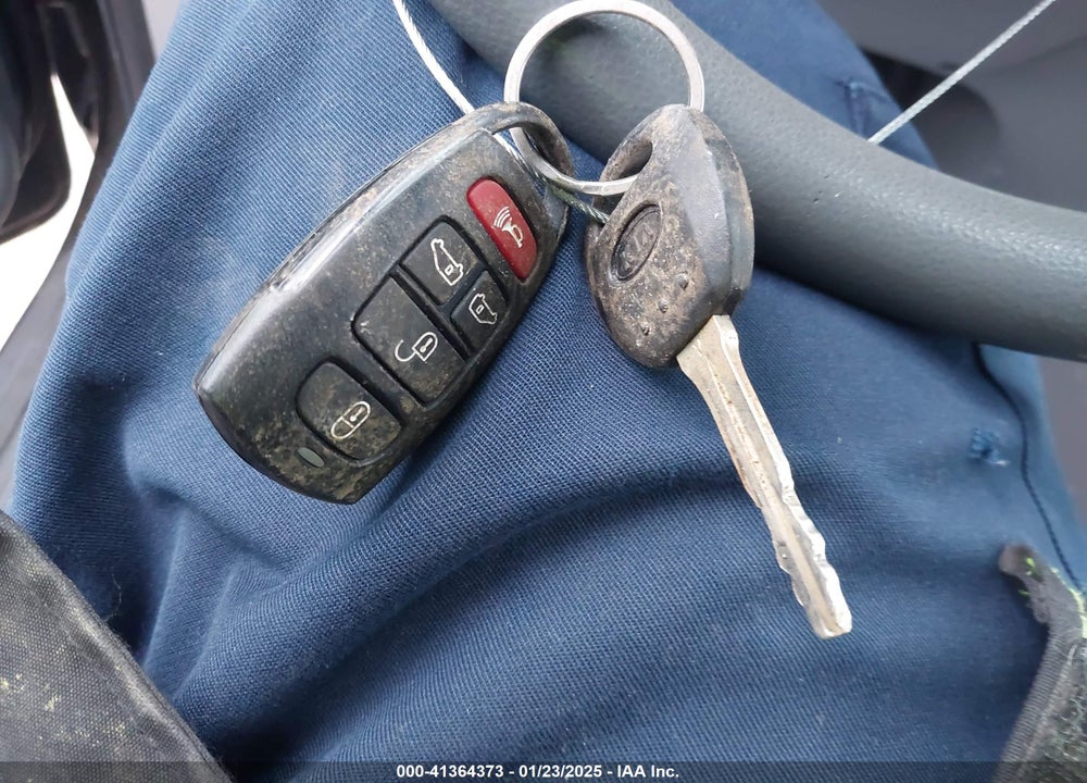 2012 KIA SEDONA LX VIN: KNDMG4C73C6507716