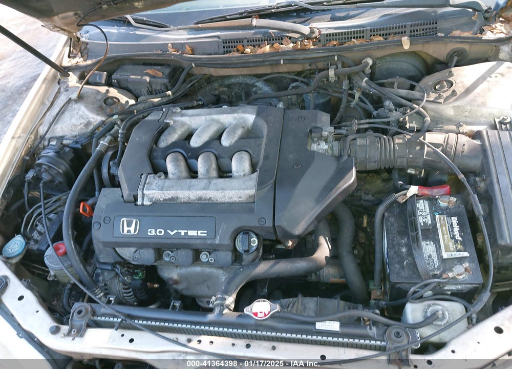 2002 HONDA ACCORD 3.0 EX VIN: 1HGCG16582A058468