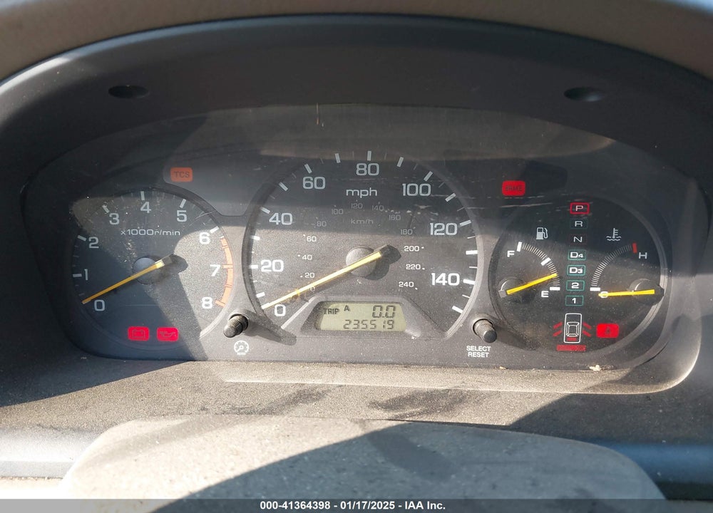 2002 HONDA ACCORD 3.0 EX VIN: 1HGCG16582A058468