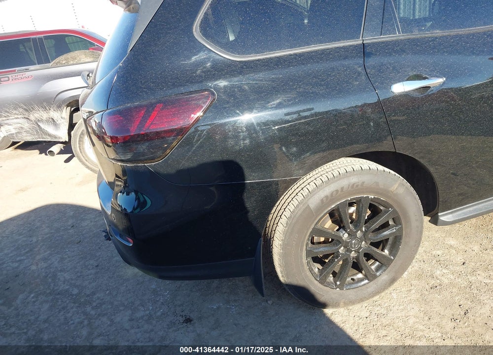 2013 NISSAN PATHFINDER SV VIN: 5N1AR2MM5DC627991