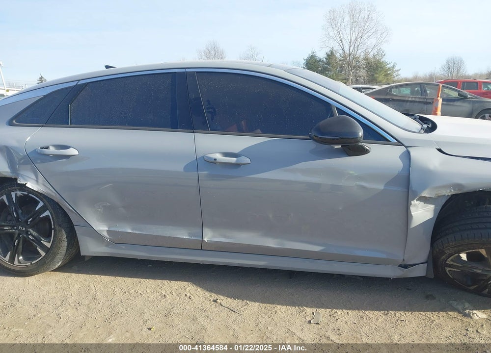 2021 KIA K5 VIN: 5XXG64J25MG045556