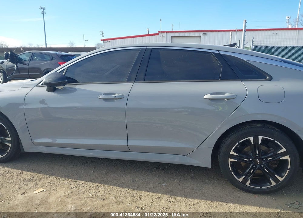 2021 KIA K5 VIN: 5XXG64J25MG045556