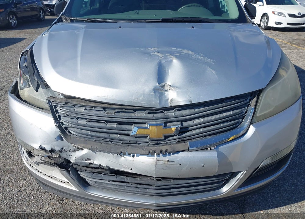 2015 CHEVROLET TRAVERSE LS VIN: 1GNKRFED3FJ388588