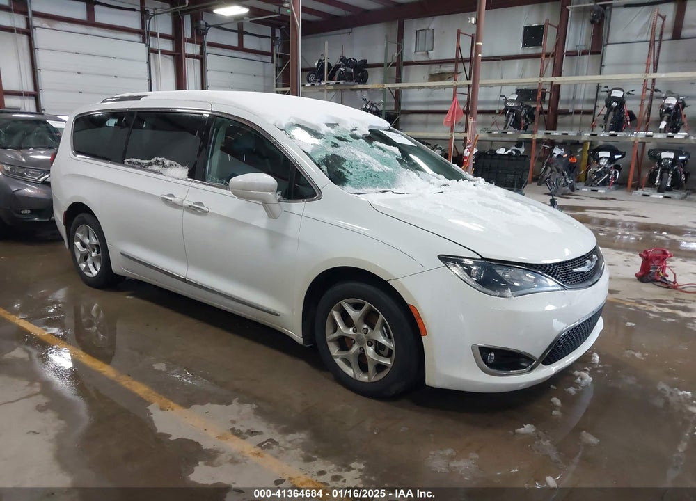 2017 CHRYSLER PACIFICA TOURING L PLUS VIN: 2C4RC1EG1HR729250