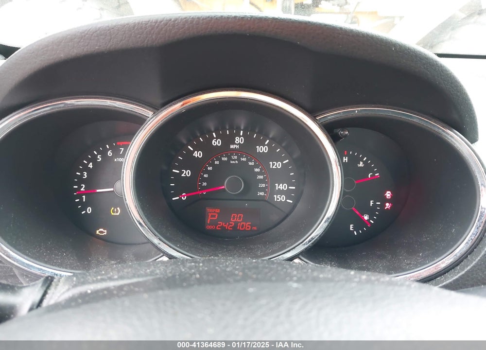 2011 KIA SORENTO EX V6 VIN: 5XYKUDA22BG057835