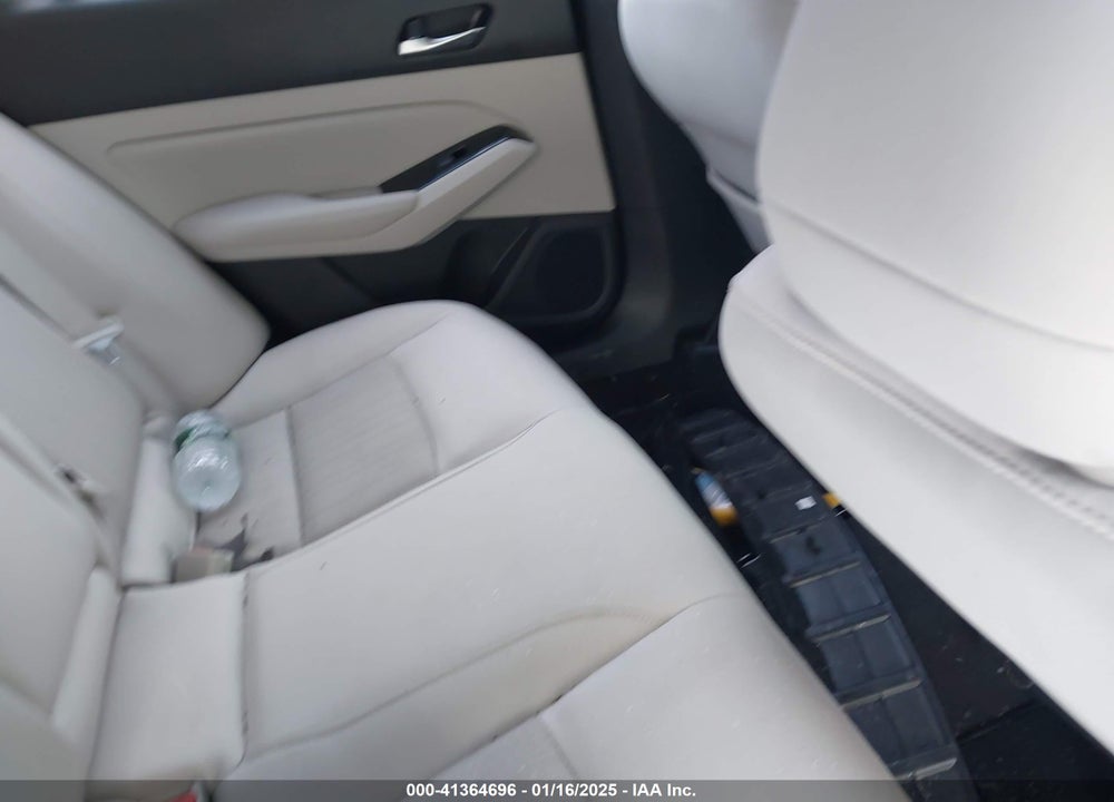 2021 NISSAN ALTIMA SV INTELLIGENT AWD VIN: 1N4BL4DW4MN326520