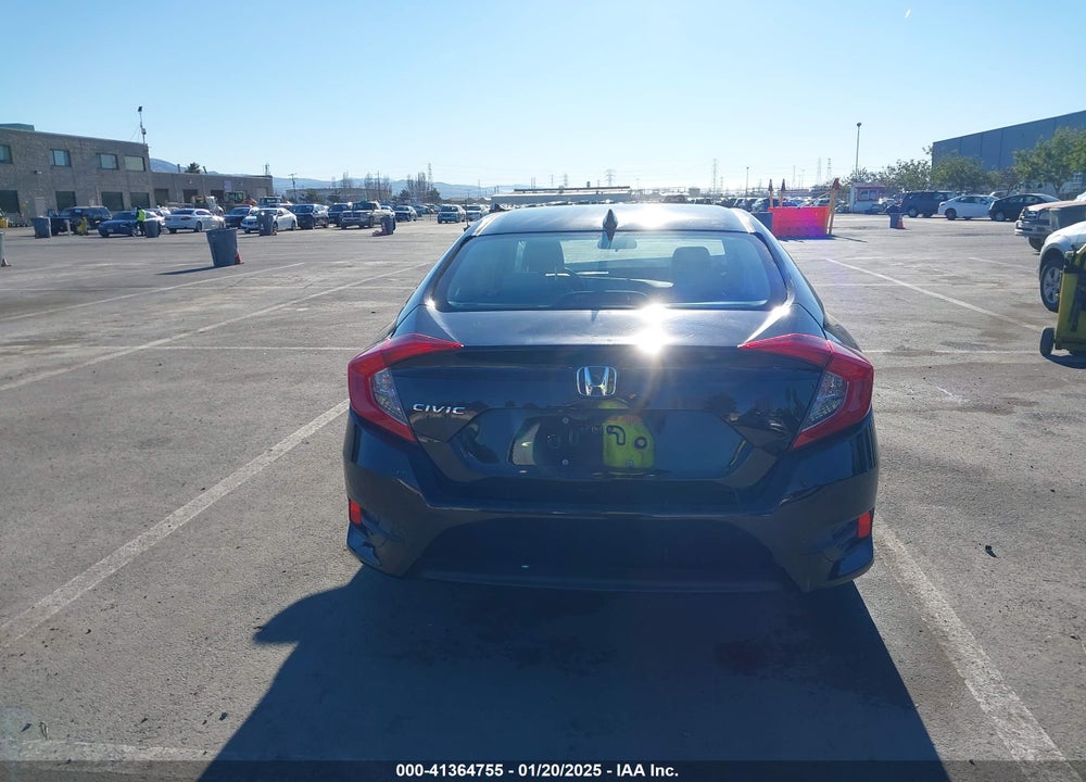 2017 HONDA CIVIC VIN: 19XFC2F79HE203246