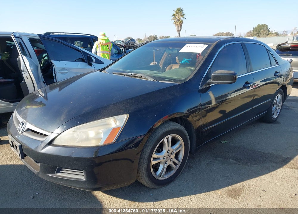 2007 HONDA ACCORD 2.4 EX VIN: 1HGCM56857A040897