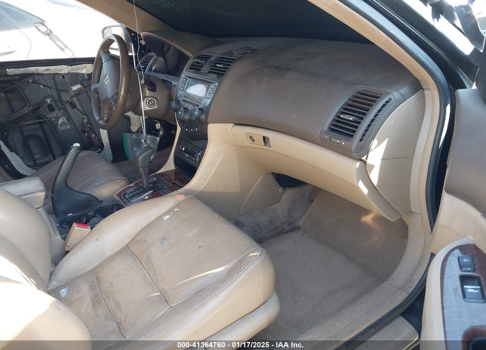 2007 HONDA ACCORD 2.4 EX VIN: 1HGCM56857A040897