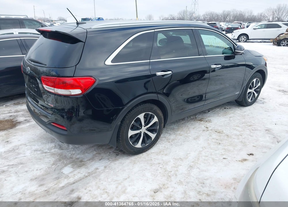 2016 KIA SORENTO 2.0T EX VIN: 5XYPHDA1XGG050964