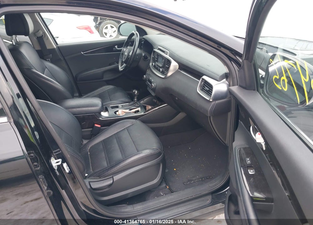 2016 KIA SORENTO 2.0T EX VIN: 5XYPHDA1XGG050964
