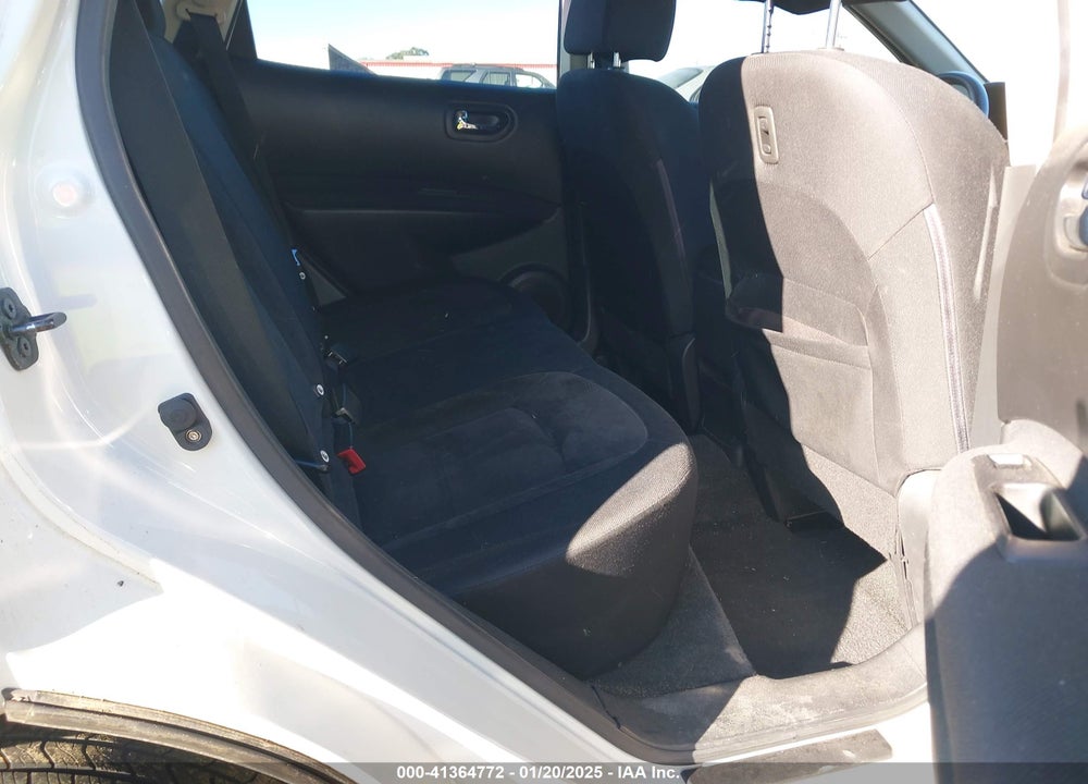 2010 NISSAN ROGUE S VIN: JN8AS5MV5AW604910