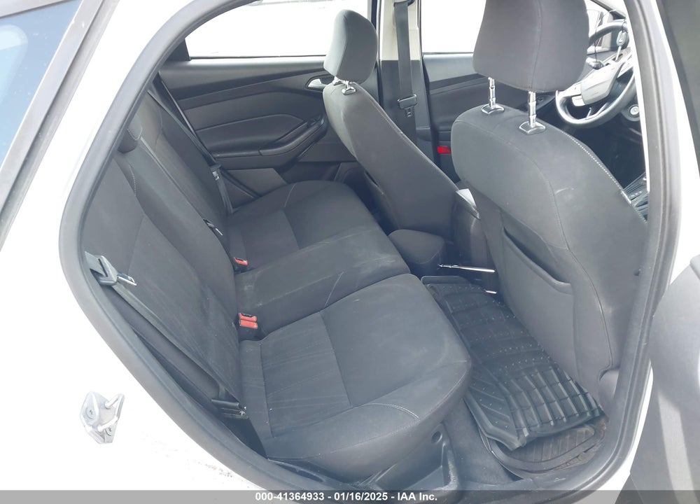 2015 FORD FOCUS VIN: 1FADP3K22FL289067