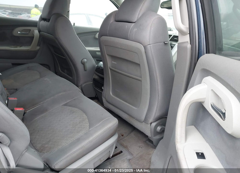 2010 CHEVROLET TRAVERSE LS VIN: 1GNLVEED6AS106800