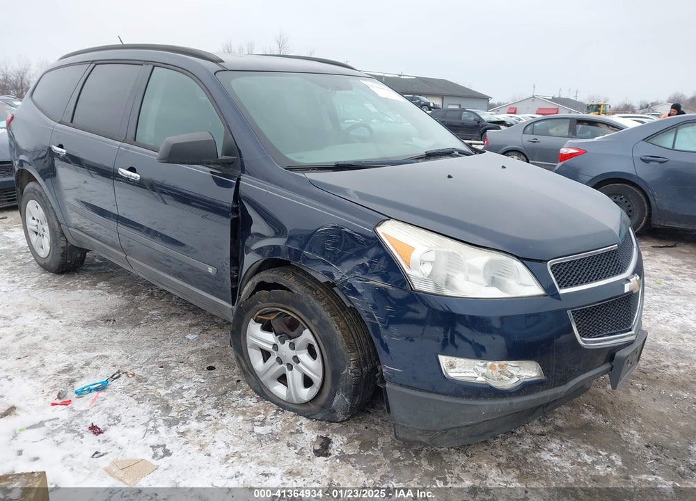 2010 CHEVROLET TRAVERSE LS VIN: 1GNLVEED6AS106800
