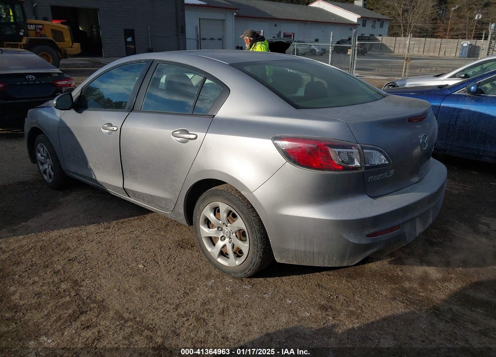 2013 MAZDA 3 I SPORT VIN: JM1BL1U79D1806545