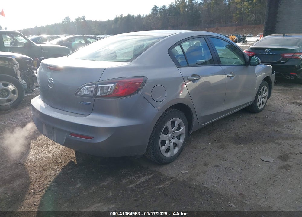 2013 MAZDA 3 I SPORT VIN: JM1BL1U79D1806545