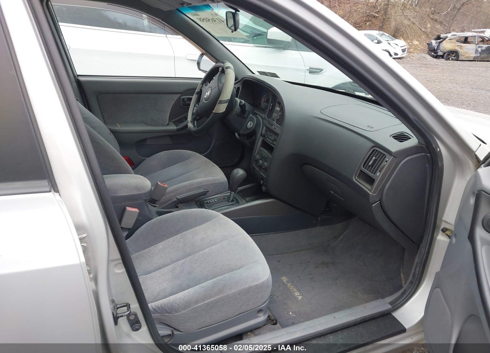 2006 HYUNDAI ELANTRA GLS/LIMITED VIN: KMHDN46D46U352029