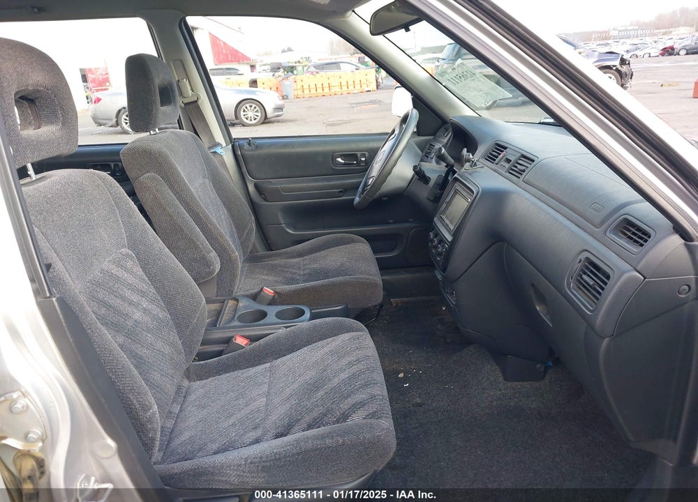 2000 HONDA CR-V EX VIN: JHLRD1860YC056298