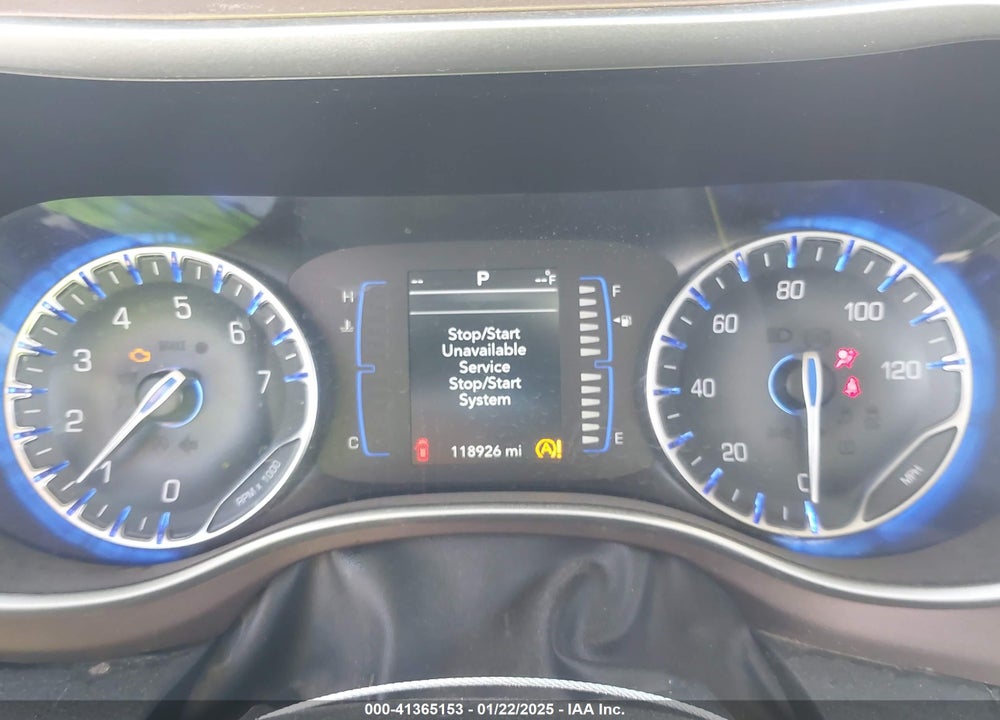 2018 CHRYSLER PACIFICA TOURING L VIN: 2C4RC1BG8JR119811