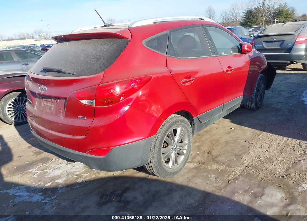 2015 HYUNDAI TUCSON SE VIN: KM8JUCAG6FU102549