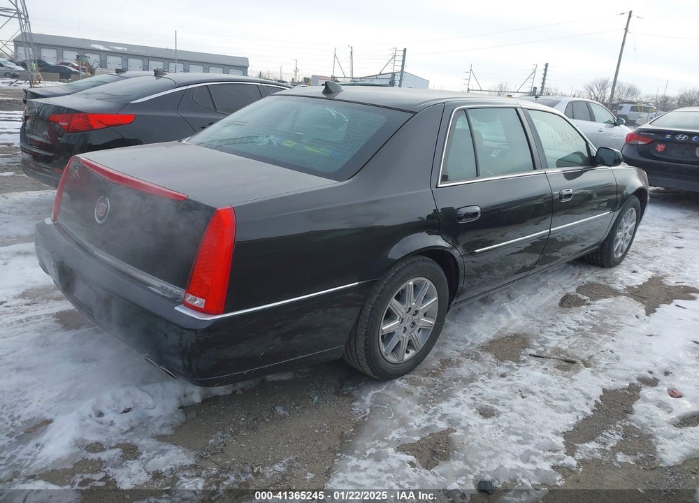 2011 CADILLAC DTS PREMIUM COLLECTION VIN: 1G6KH5E66BU123957