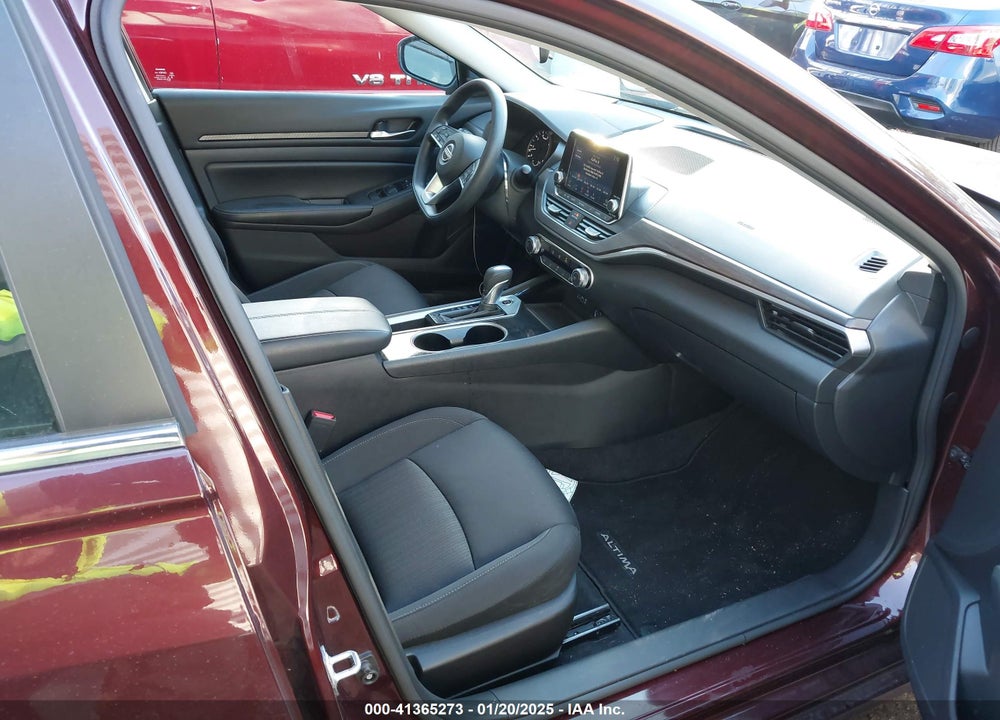 2024 NISSAN ALTIMA SV FWD VIN: 1N4BL4DV4RN359936